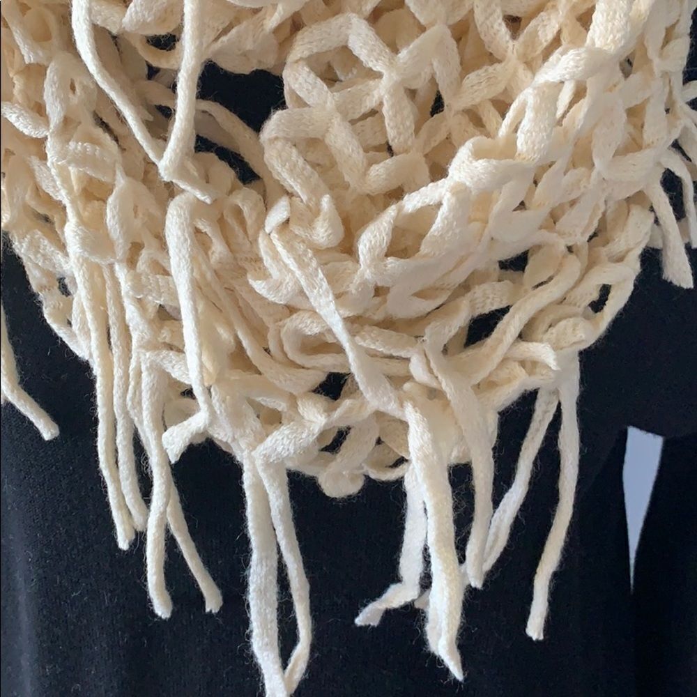 Chunky Cream Color Infinity Scarf - Picture 4 of 4